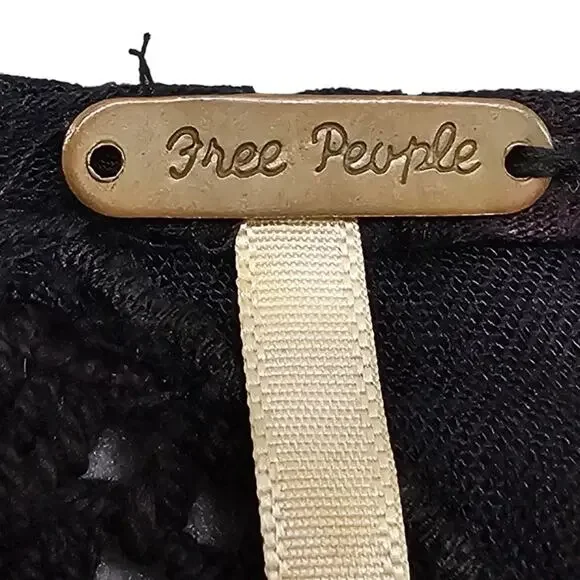 Free People Top Womens Size XS Black Crochet Lace Cut Out Bell Sleeve Whimsigoth - Picture 14 of 14